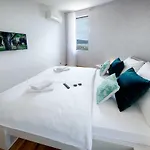 Periska *